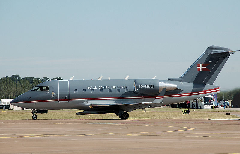Picture-of-Challenger 604-Aircraft gallery