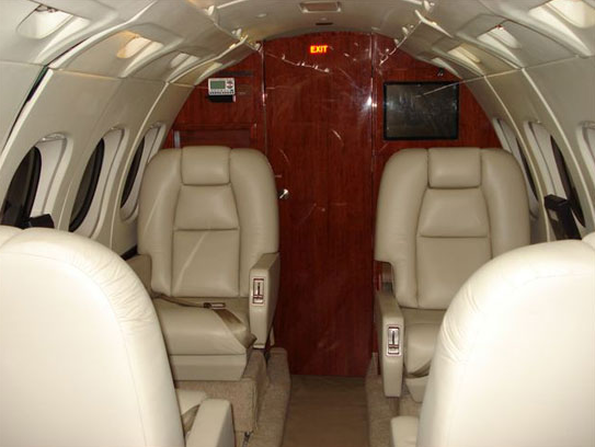 Picture-of-Hawker 700A-Aircraft gallery